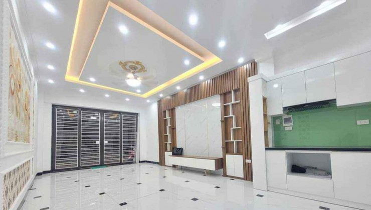 Mặt phố Quang Trung Hà Đông, 50m2, 6T, Mt4m, giá nhỉnh 8.X tỷ.